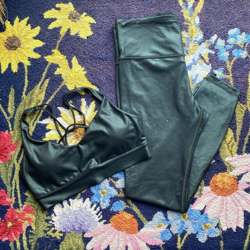 Athleta Elation Ultra High Rise Legging and Sports Bra Set in Nordic Teal